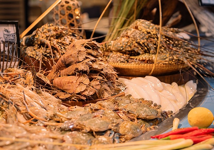 FRESHLY CAUGHT DAILY