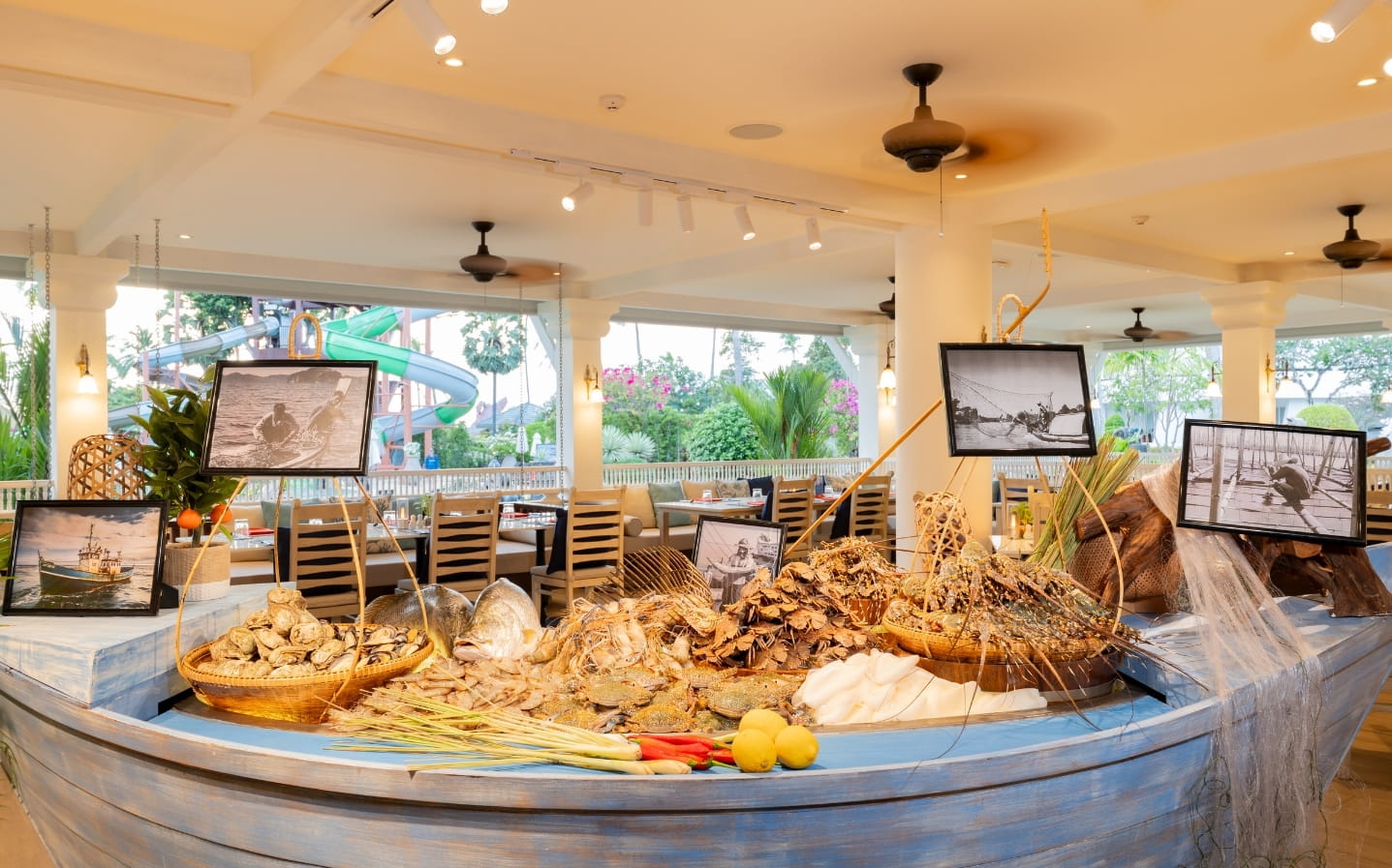 Seafood Buffet – Every Friday